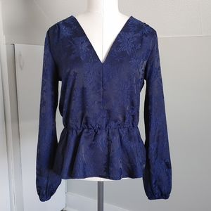 Dynamite Blouse 💙